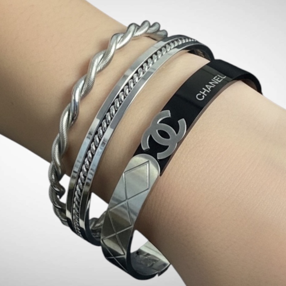 🖤🩶 Black & Silver Bracelet Stack